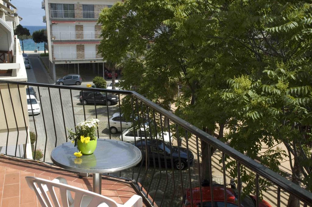 Hostal La Marina Platja d'Aro Zewnętrze zdjęcie